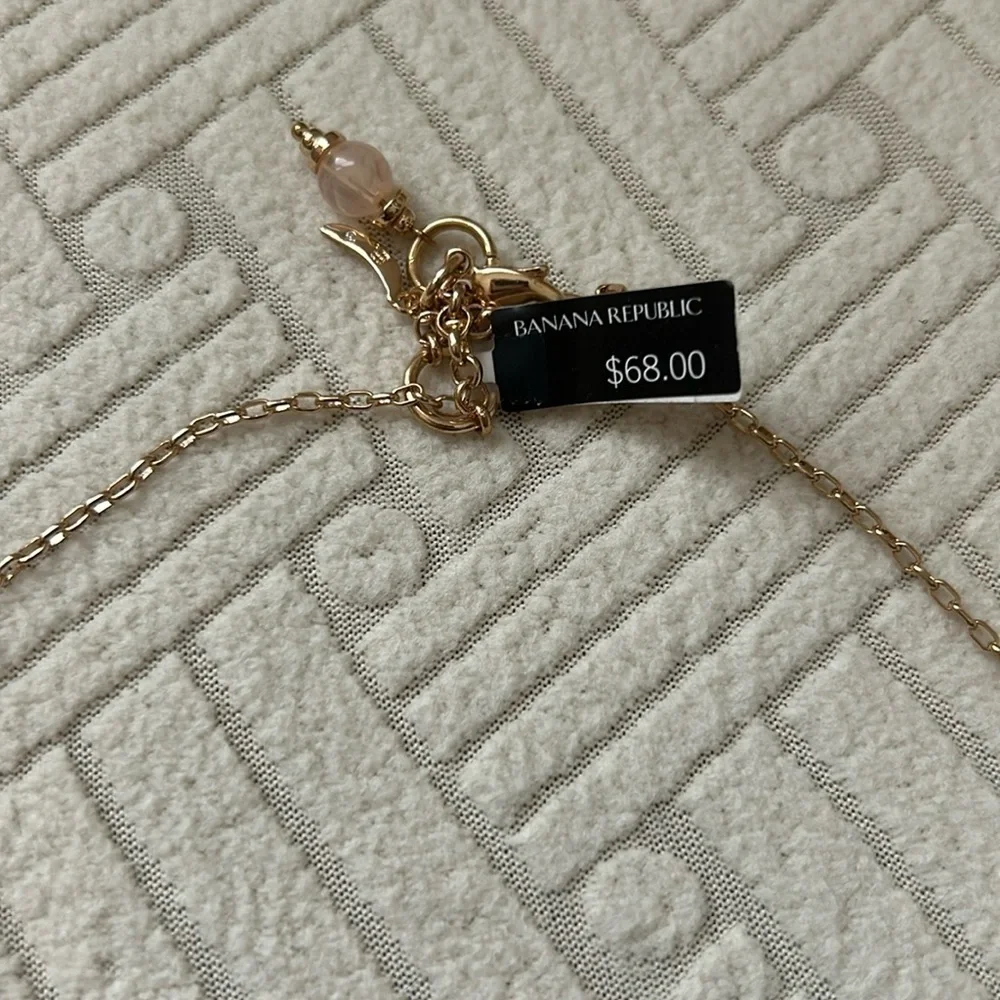 BANANA REPUBLIC necklace NWT